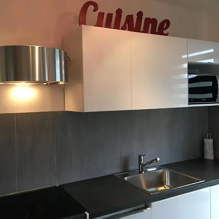 Grand Design Avec Parking Appartamento Neuilly-sur-Seine